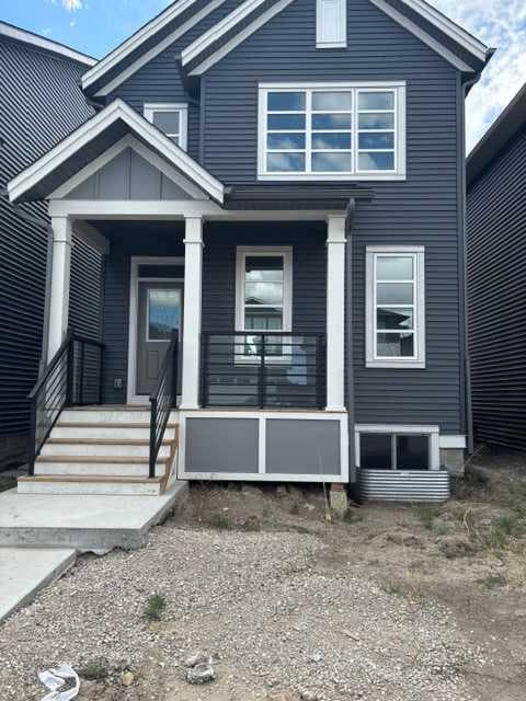 619 Savanna Crescent NE — photo 4