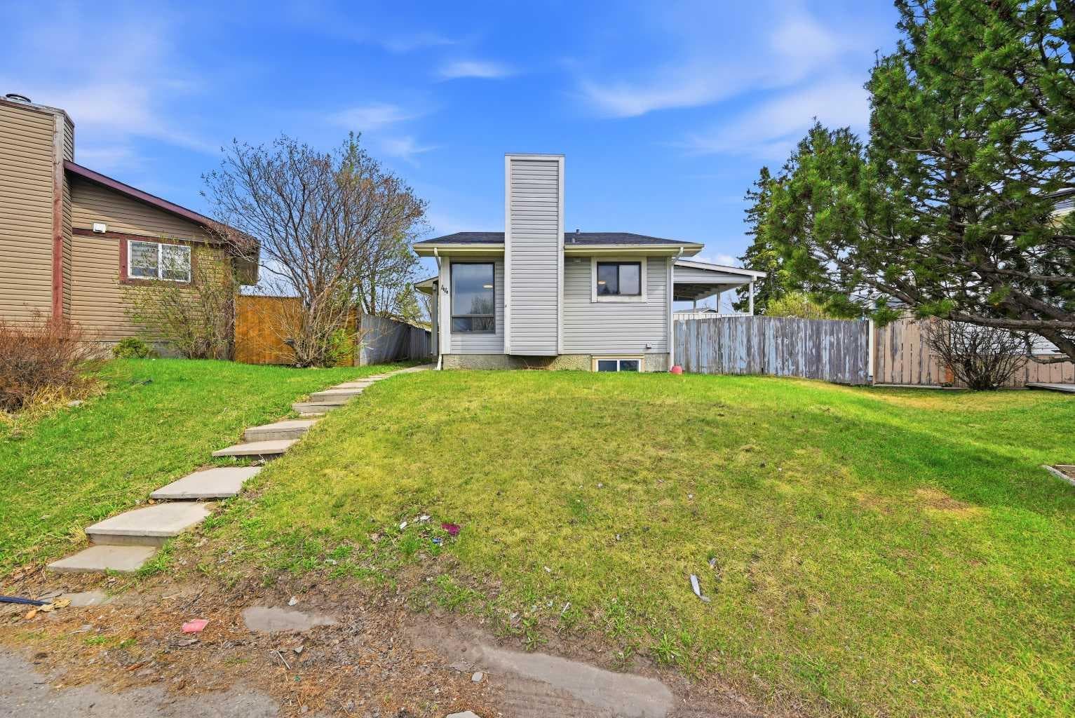 44 Castleridge Close NE — photo 2