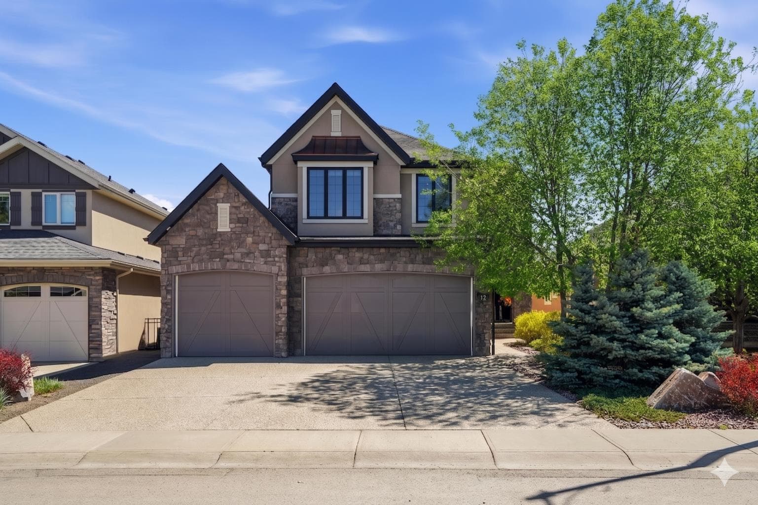 Detached in Aspen Woods