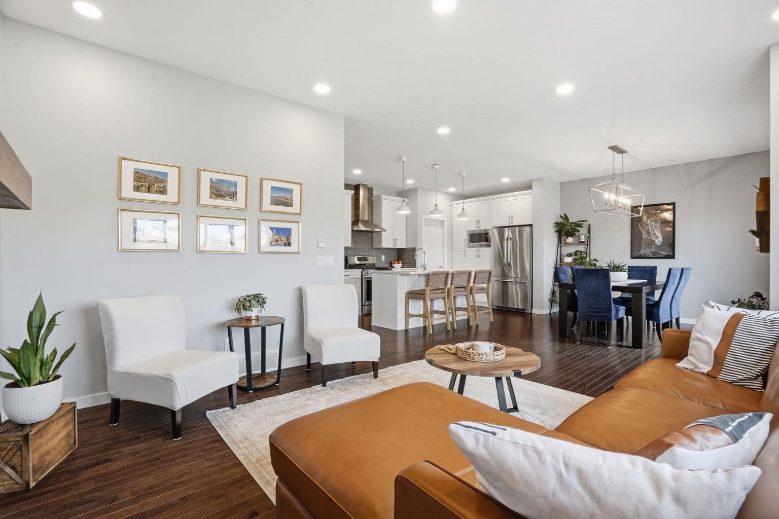 81 Mount Rae Heights — photo 4