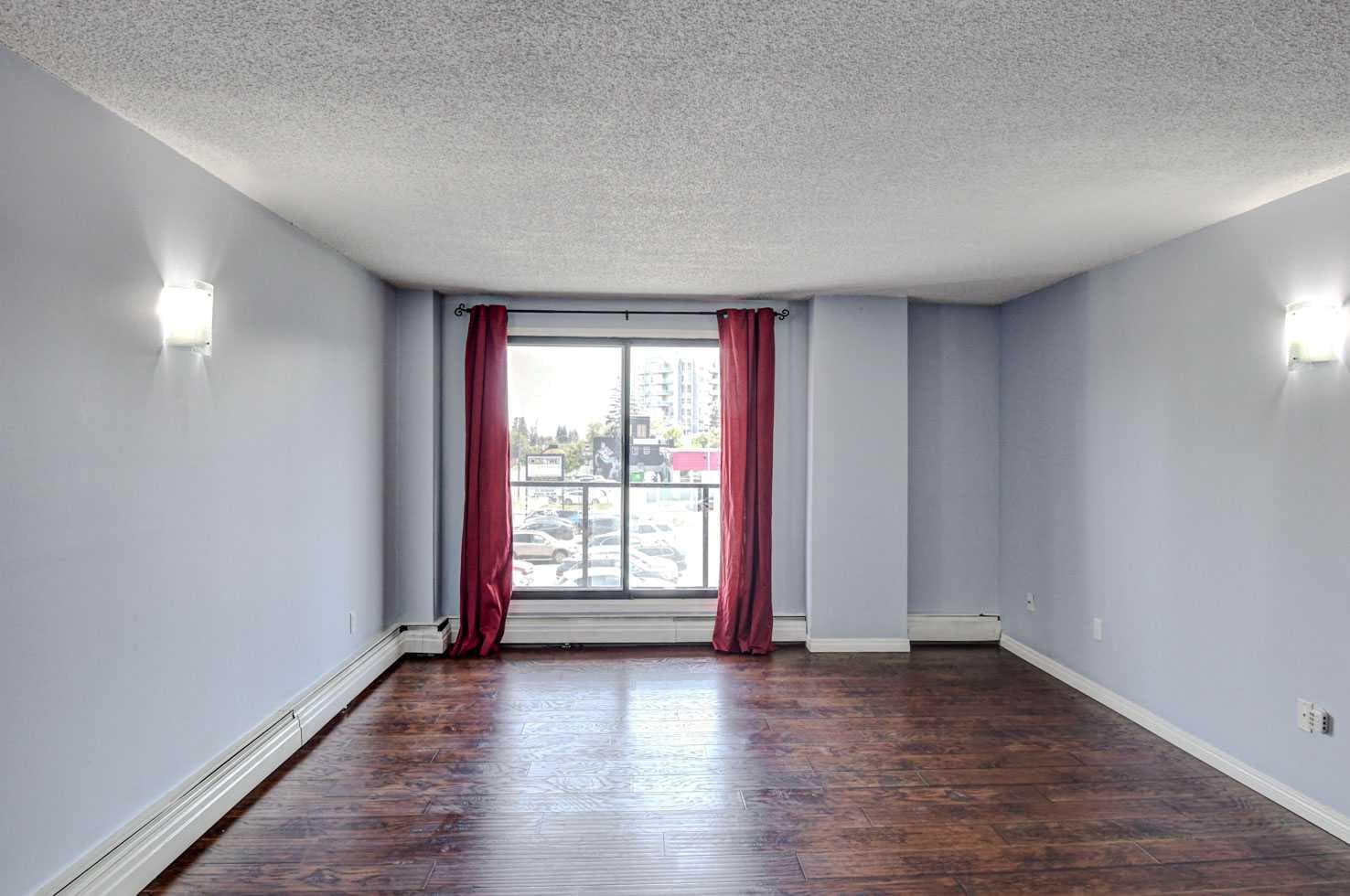 204, 1900 25A Street SW — photo 2