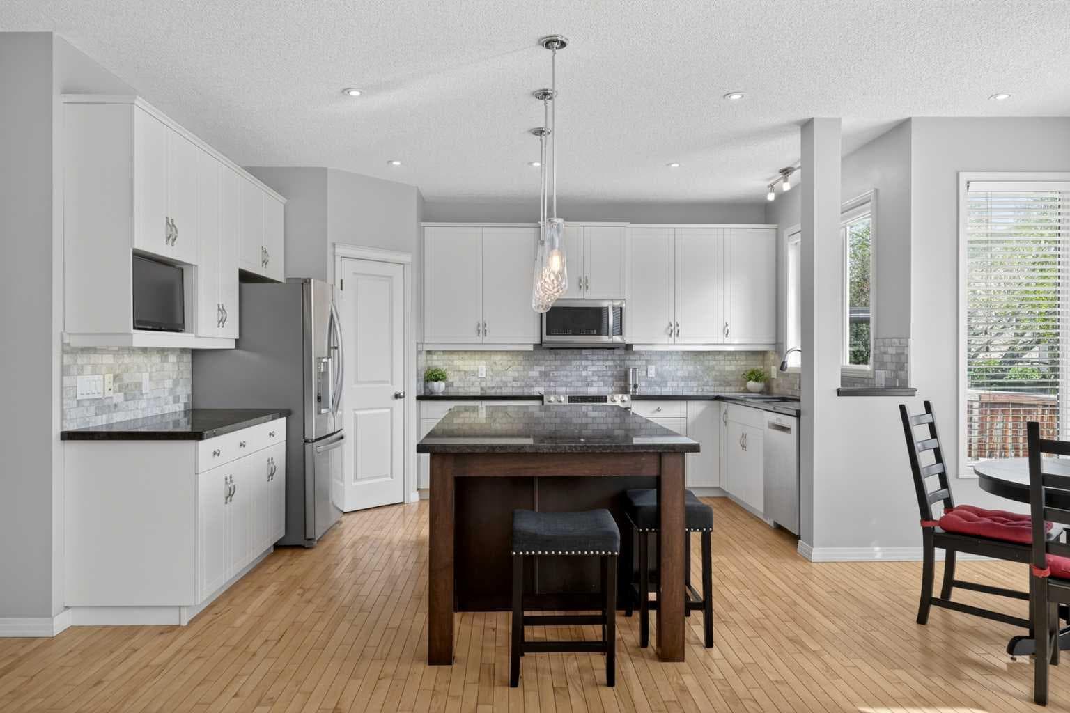 125 Cranleigh Park SE — photo 5