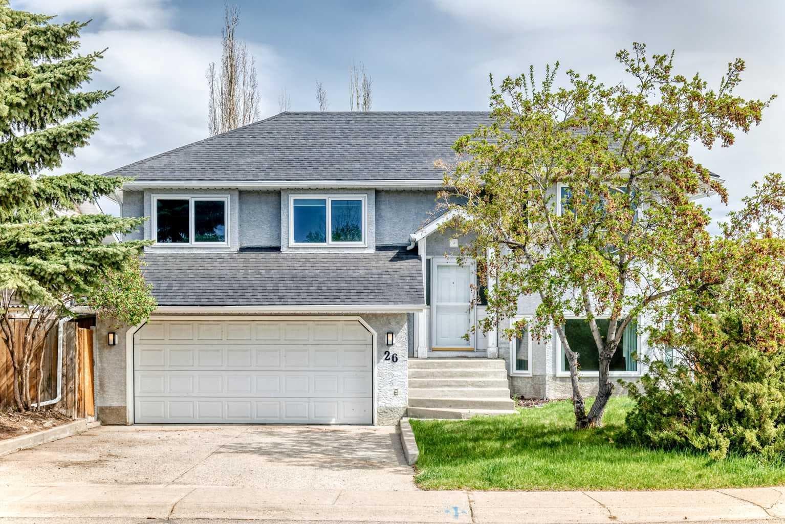 26 Green Meadow Drive — photo 1