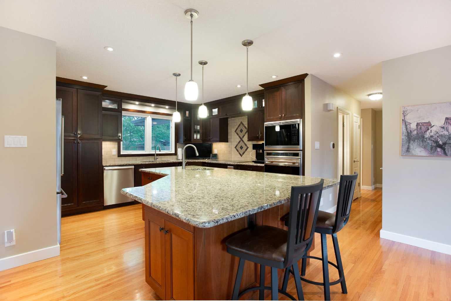 5028 Vanstone Crescent NW — photo 5