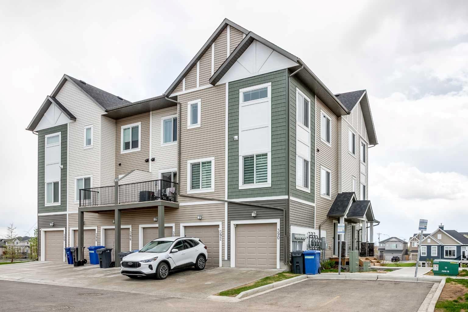 390 Canals Crossing SW — photo 1