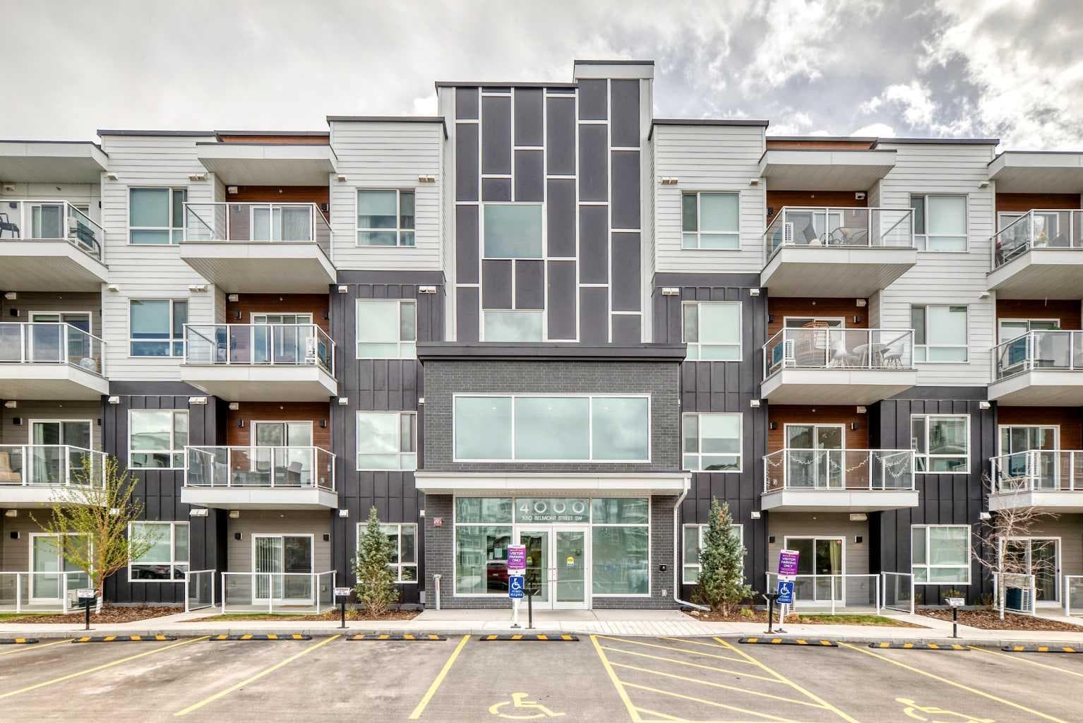 4315, 550 Belmont Street SW — photo 1