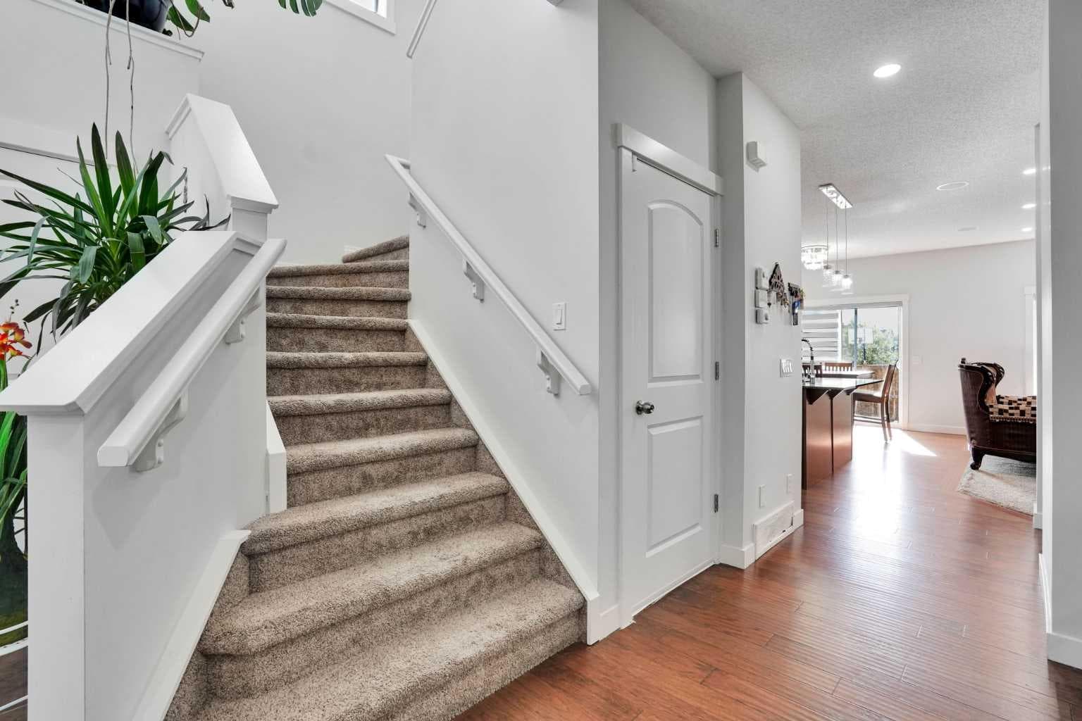 449 Skyview Ranch Way NE — photo 4