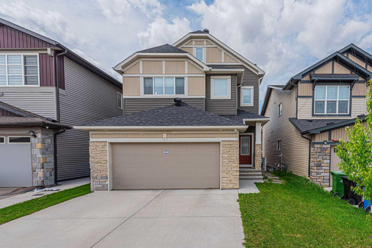 148 Savanna Close NE — photo 1