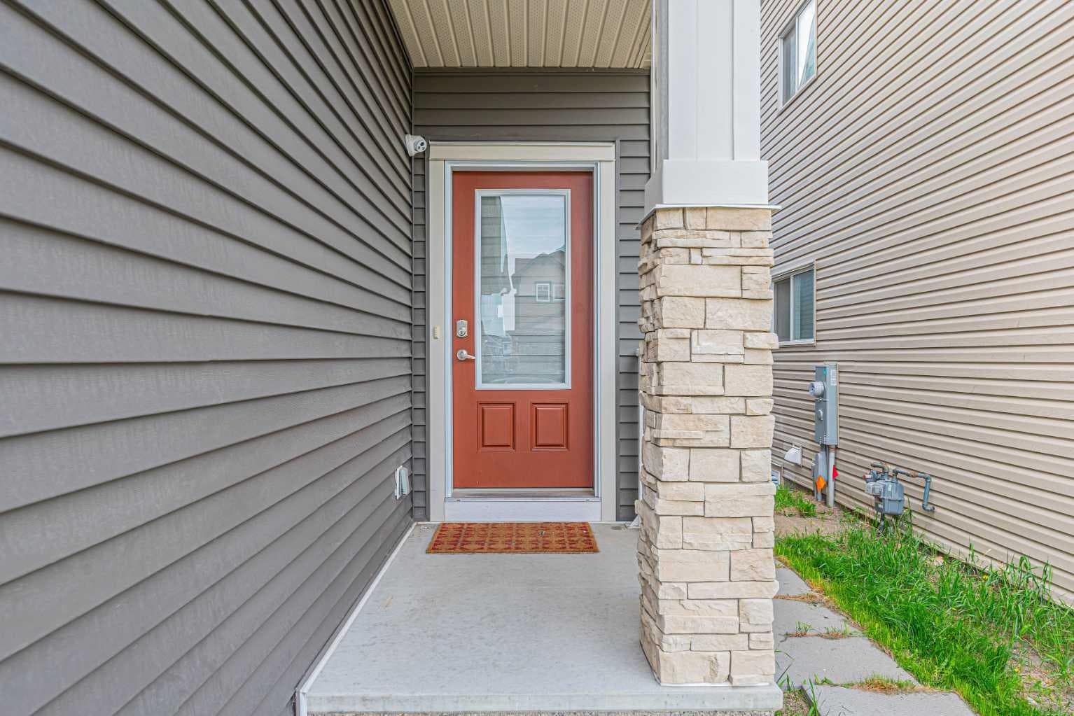148 Savanna Close NE — photo 3