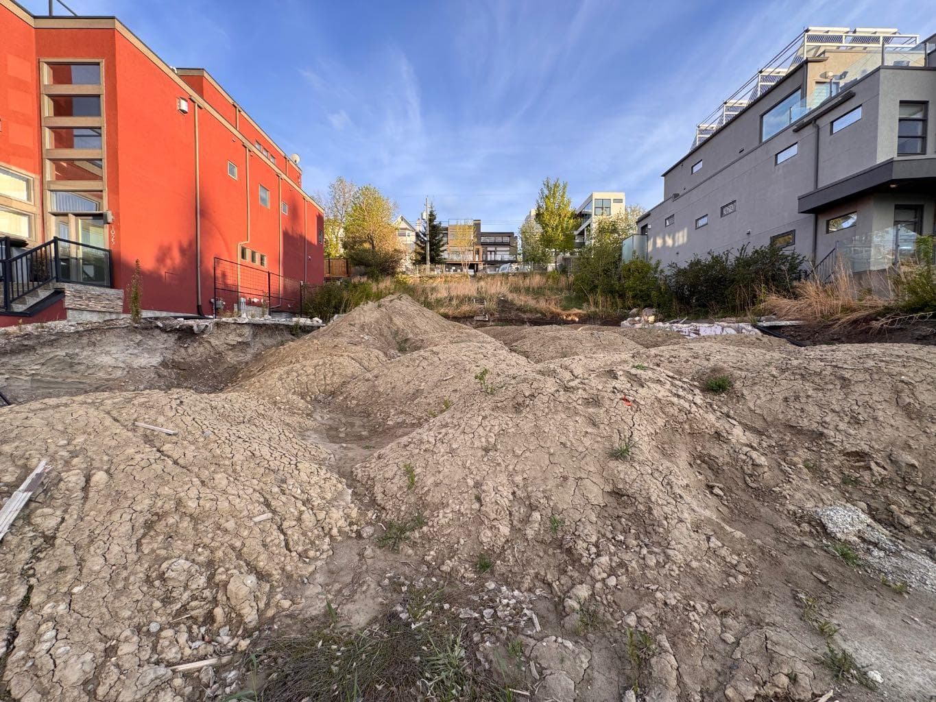 1931 28 Avenue SW — photo 5