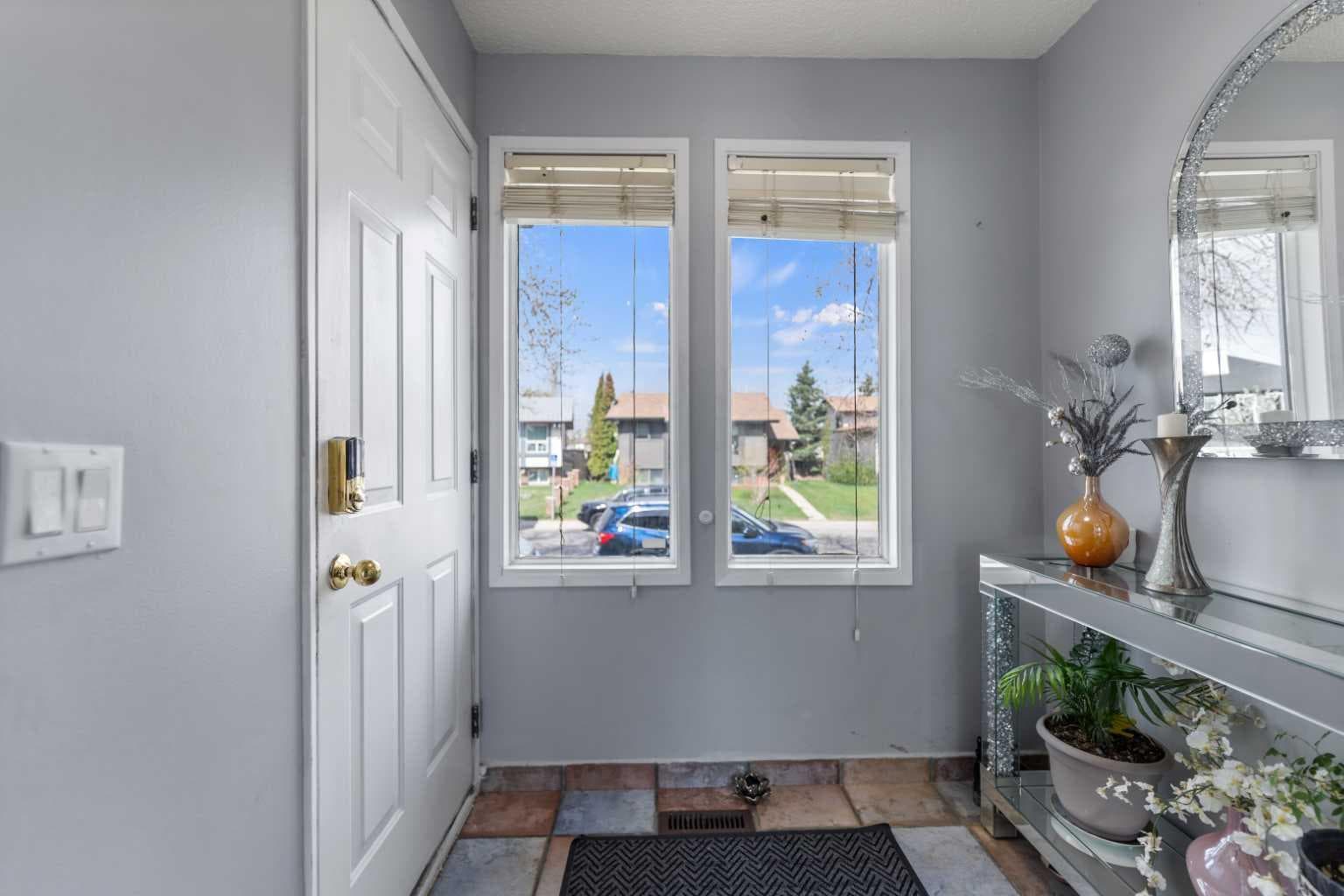 35 Templemont Drive NE — photo 3