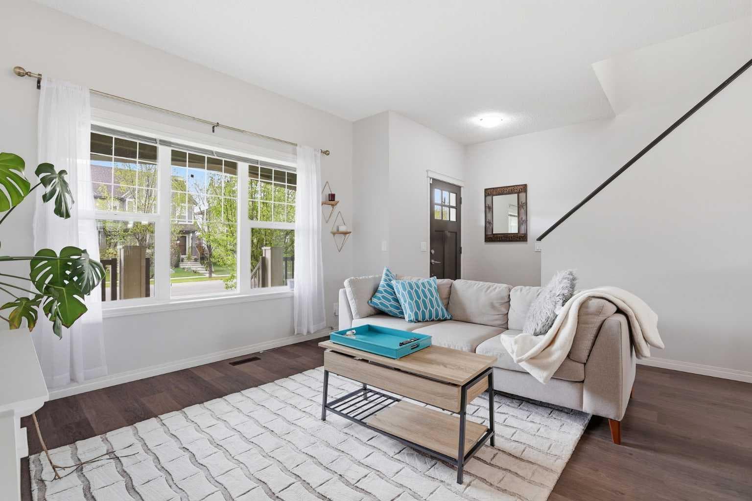 632 Mahogany Boulevard SE — photo 1
