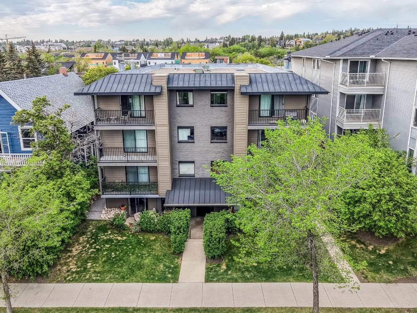 203, 1719 11 Avenue SW — photo 1