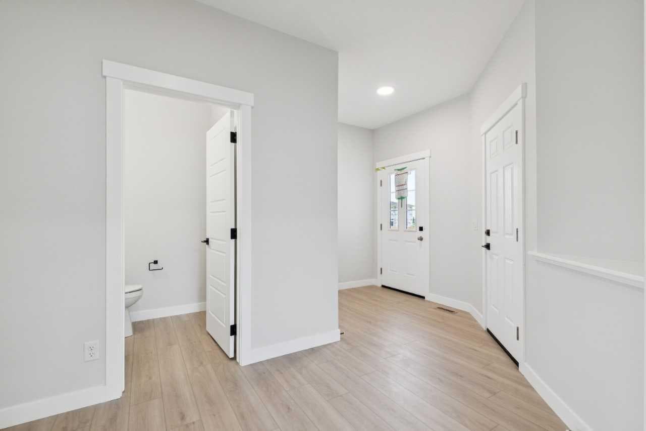 271 Bridgeport Circle — photo 5