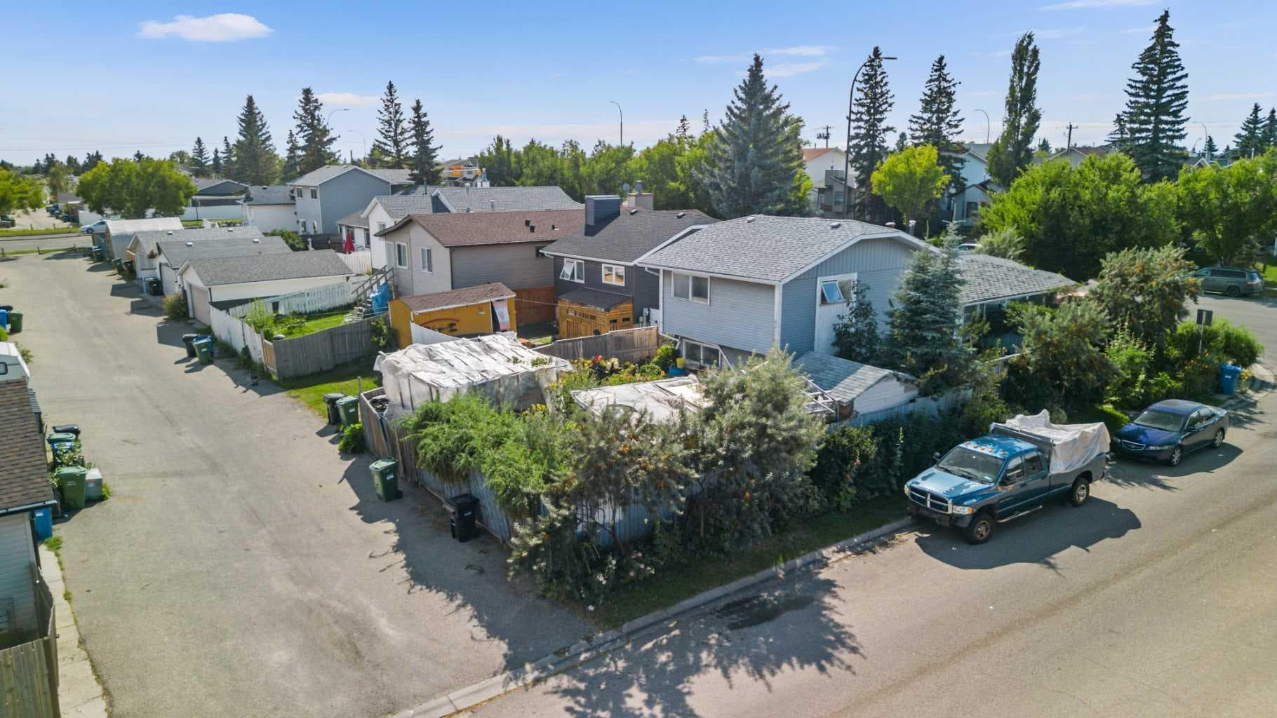 16 Tararidge Drive NE — photo 5
