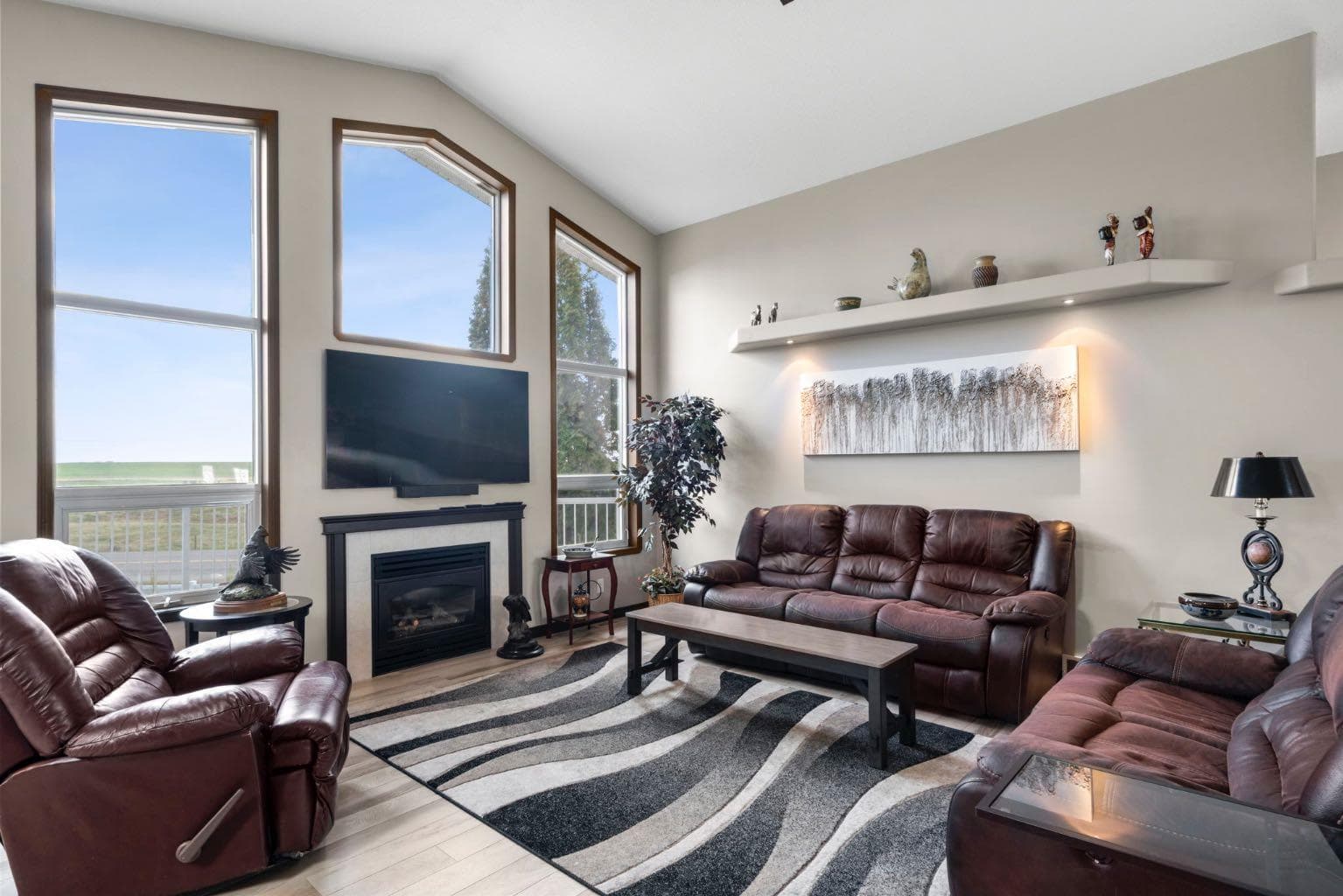 80 Cambrille Crescent — photo 3