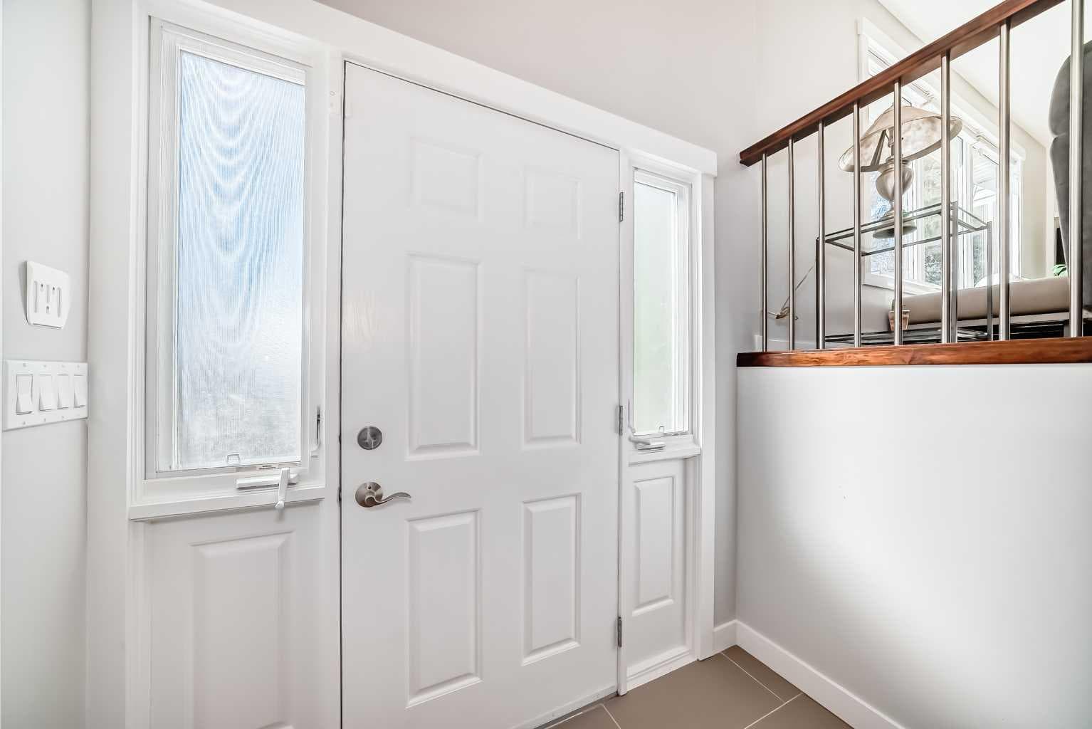 47 Coleridge Crescent NW — photo 4