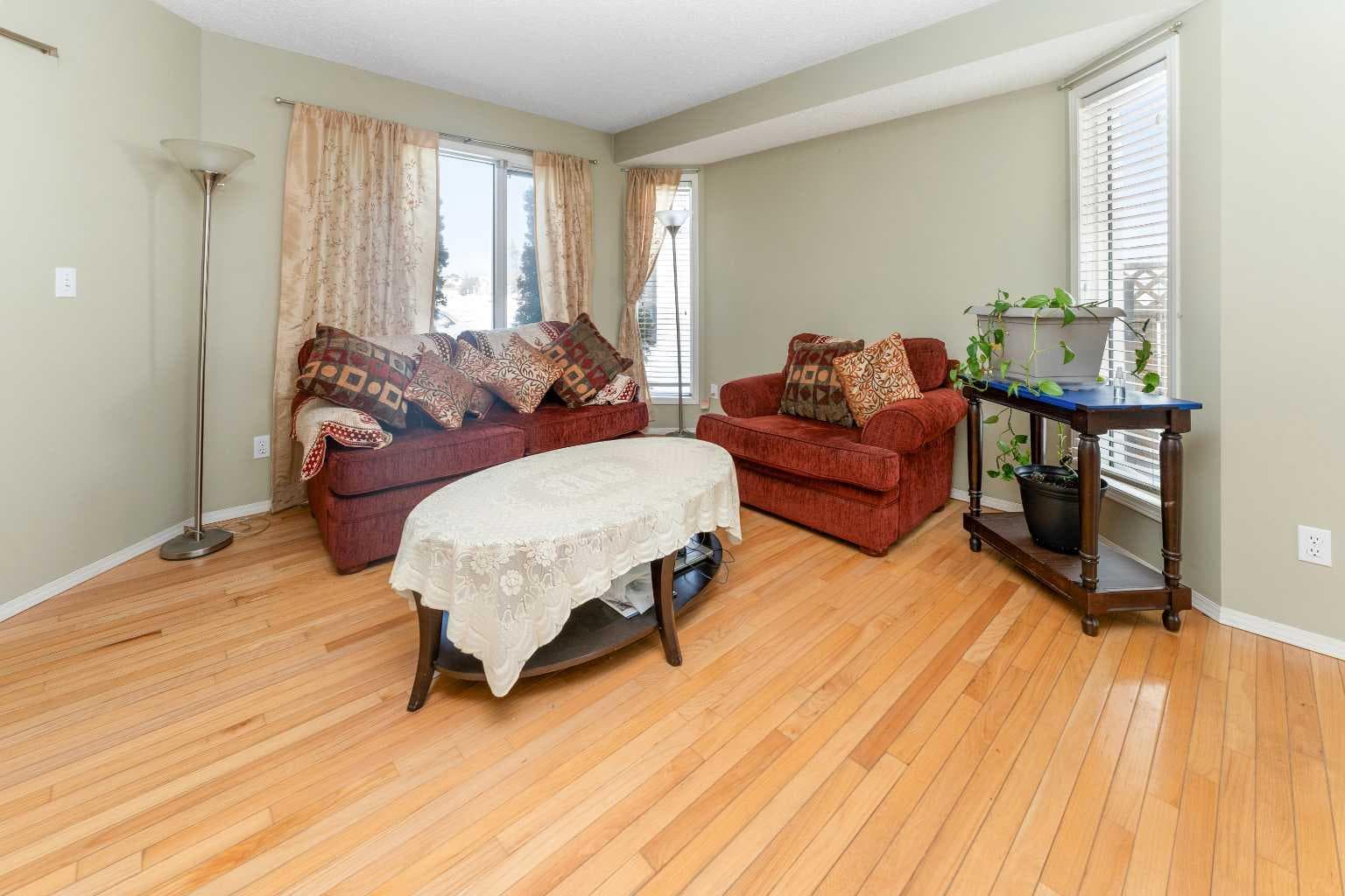 63 Hawkmount Green NW — photo 3