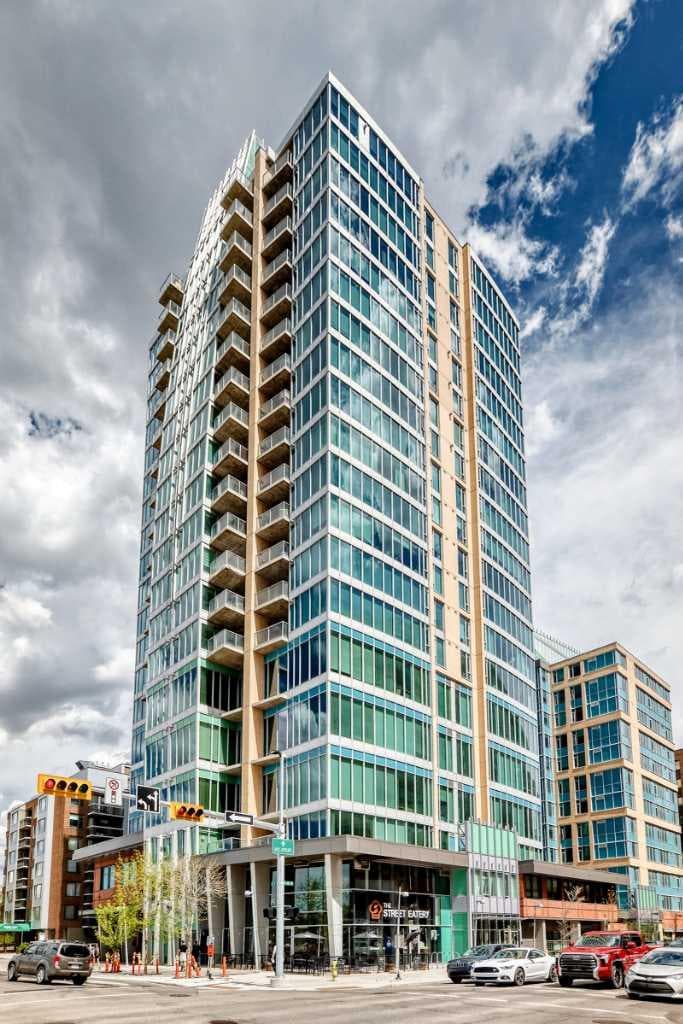 1106, 888 4 Avenue SW — photo 1