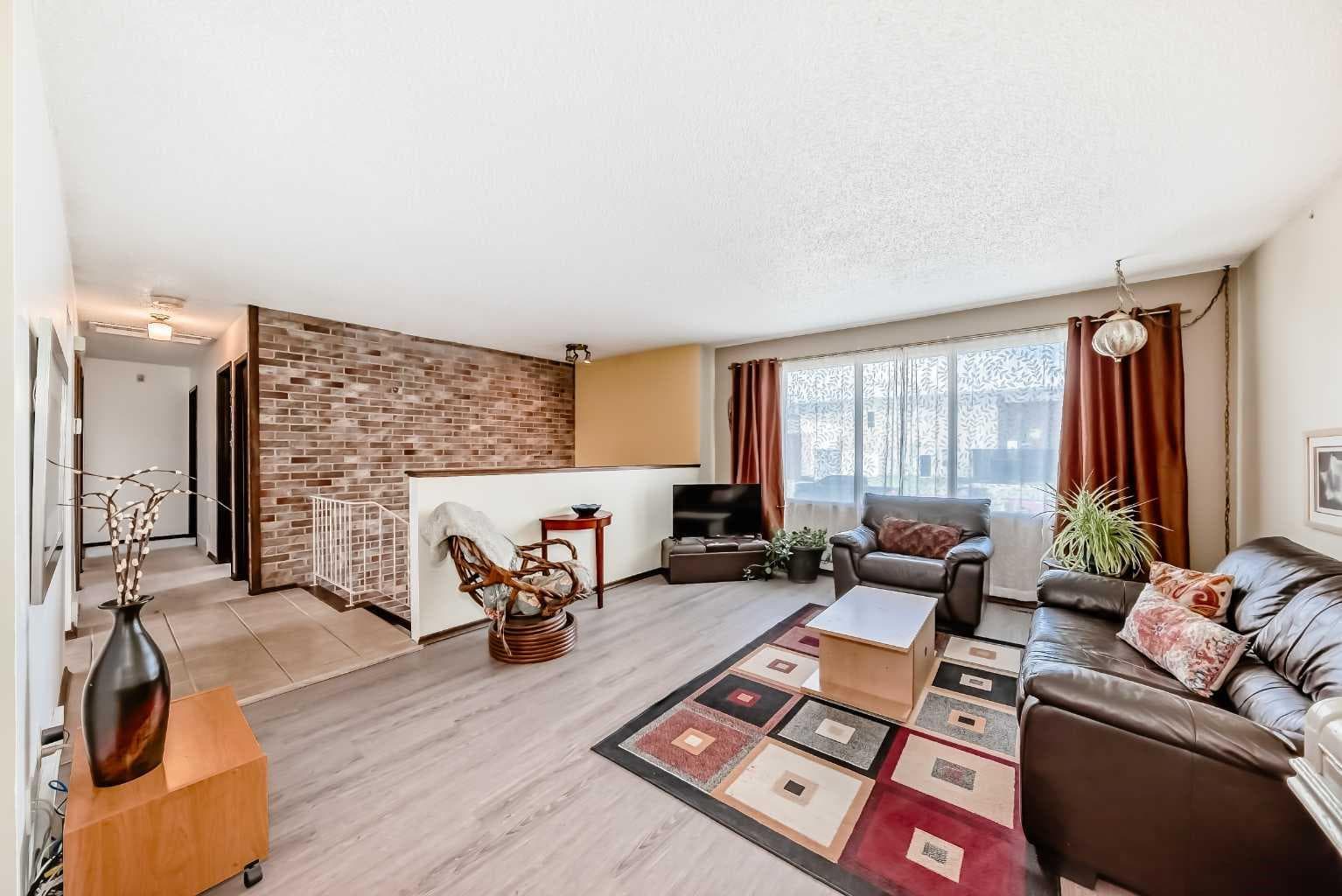 5539 Dalhart Road NW — photo 1