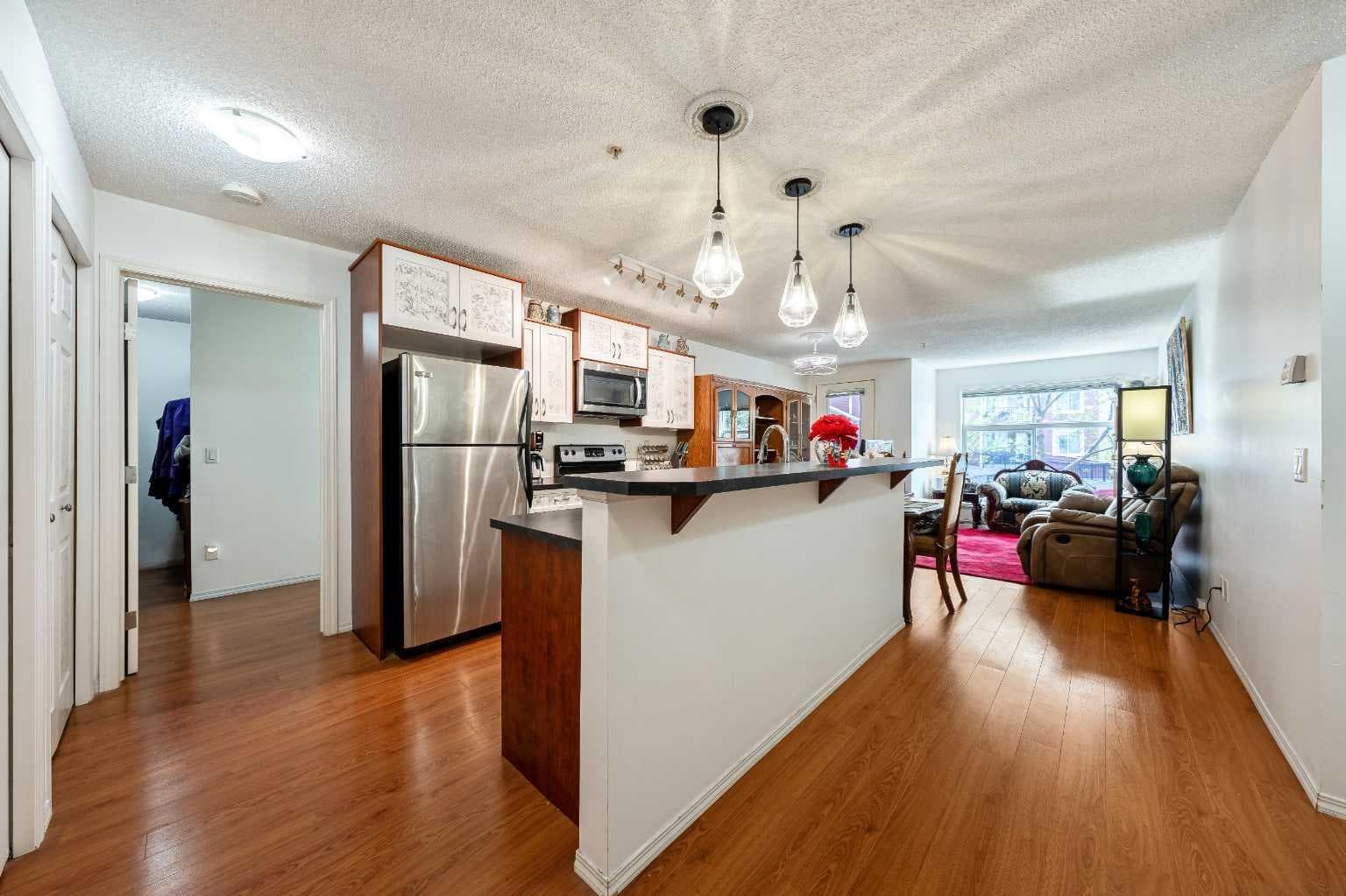 2132, 700 Willowbrook Road NW — photo 4