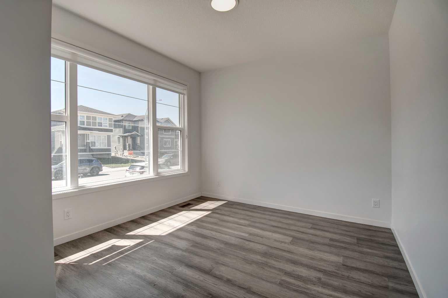 314 Midgrove Link SW — photo 4