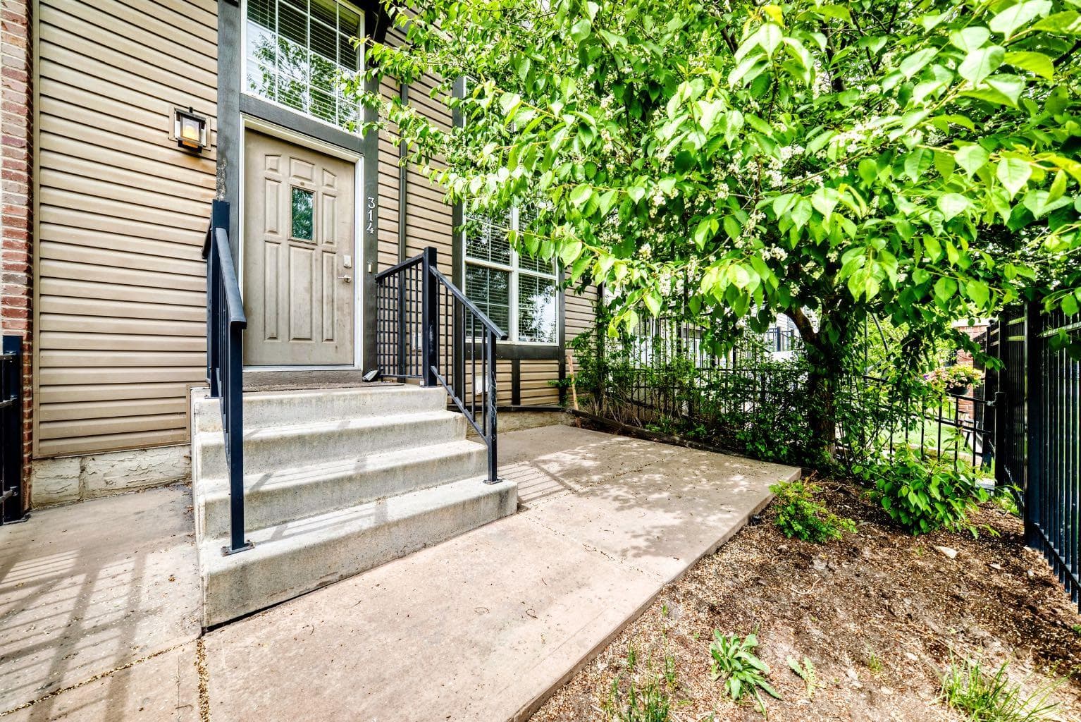 314 New Brighton Villas SE — photo 4