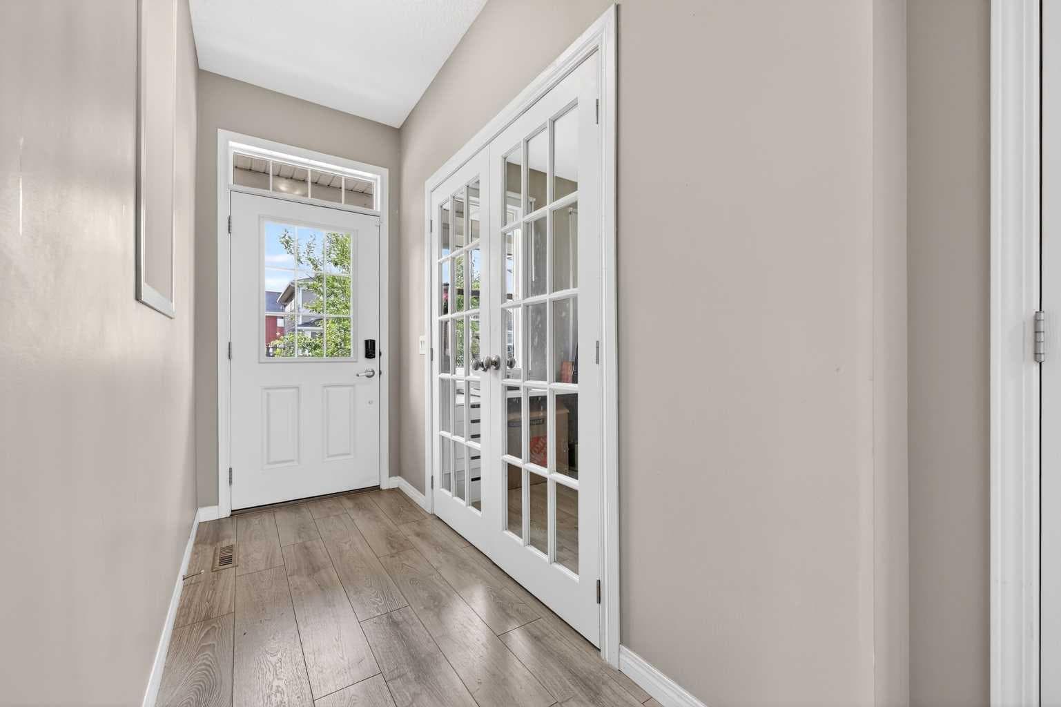 293 Windrow Crescent SW — photo 5