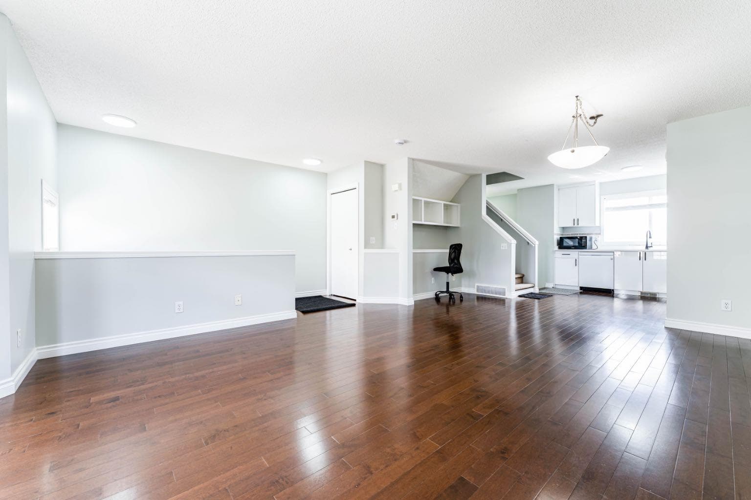 45 Tuscany Springs Garden NW — photo 5
