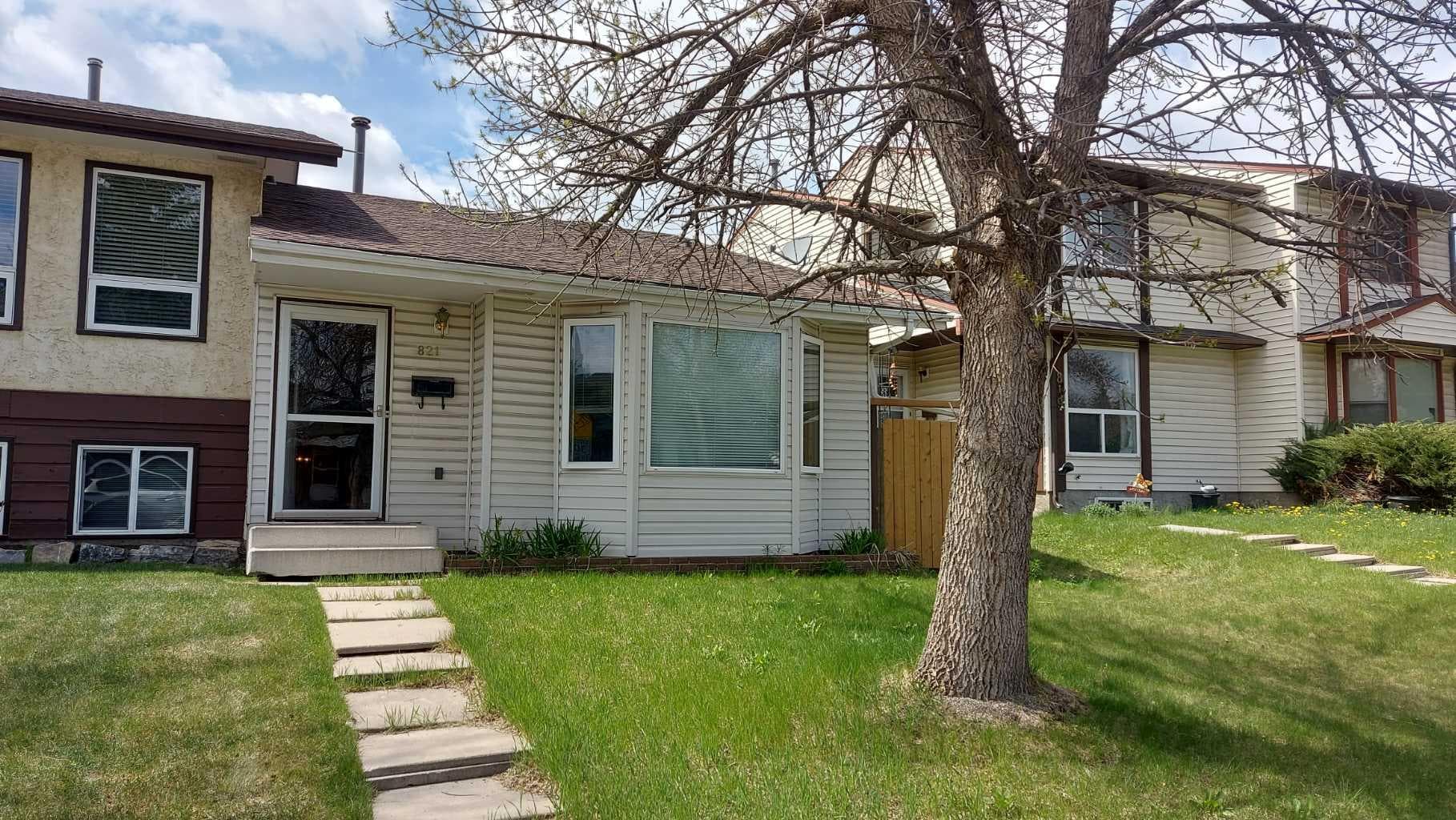 821 Whitemont Drive NE — photo 3