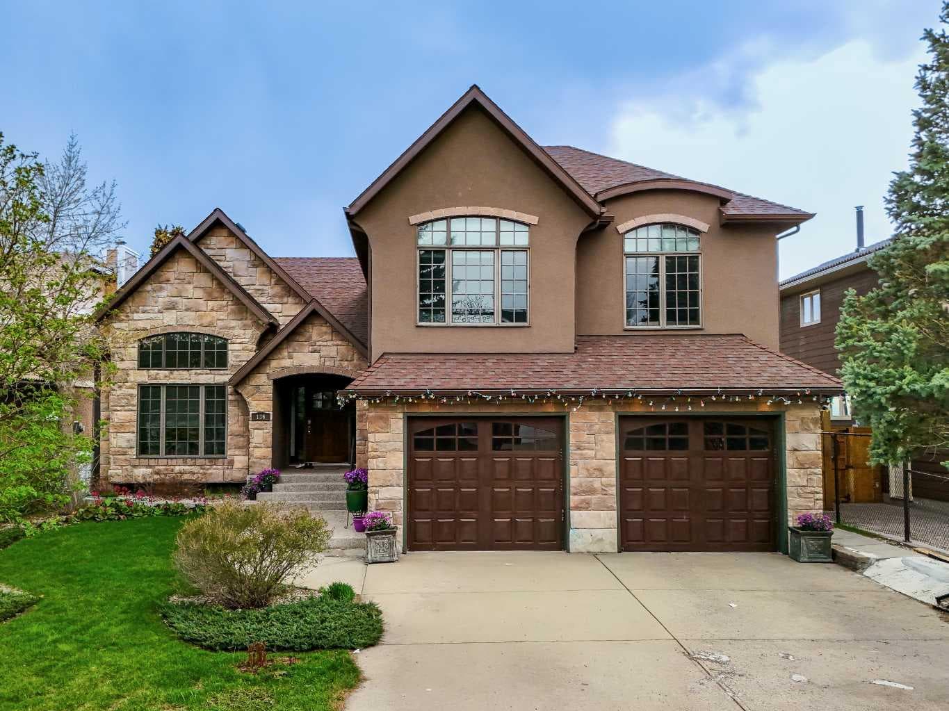 Detached in Edgemont