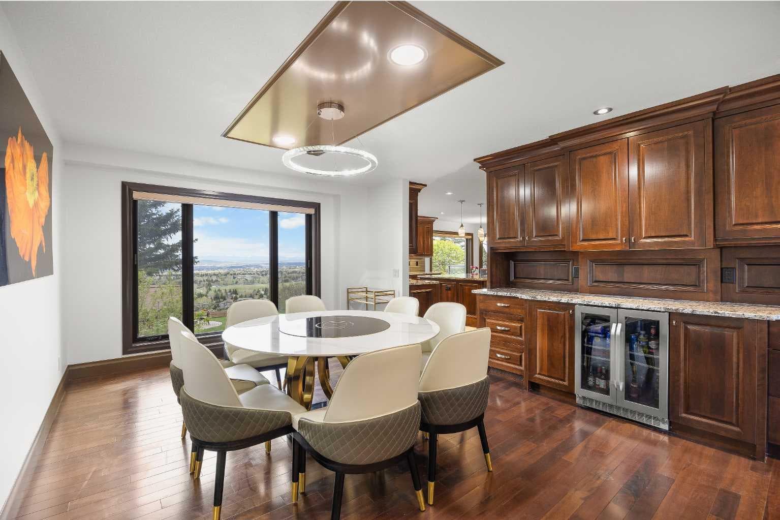 136 Edelweiss Drive NW — photo 3
