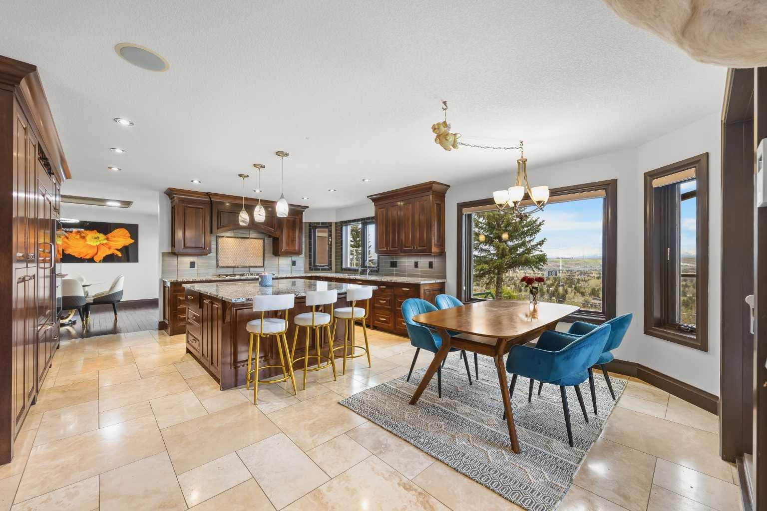 136 Edelweiss Drive NW — photo 4