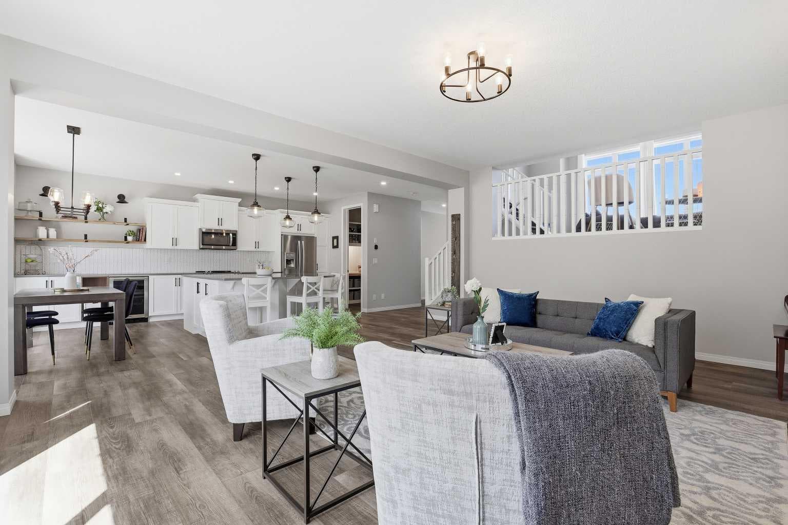 25 Yorkville Green SW — photo 2