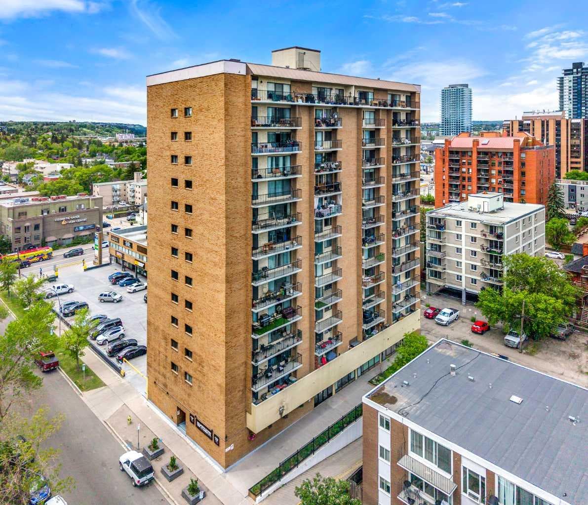 405, 1330 15 Avenue SW — photo 1