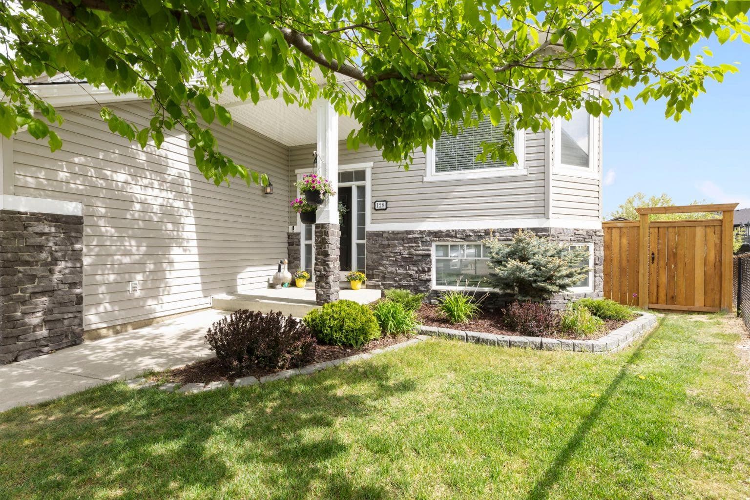128 Hillcrest Cape — photo 3