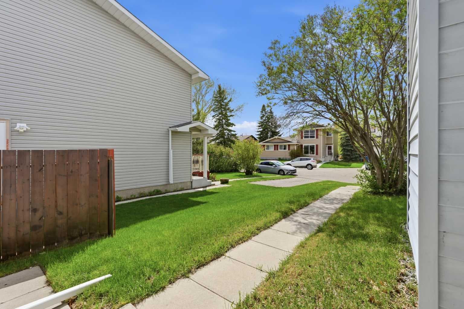 248 Summerwood Place SE — photo 5
