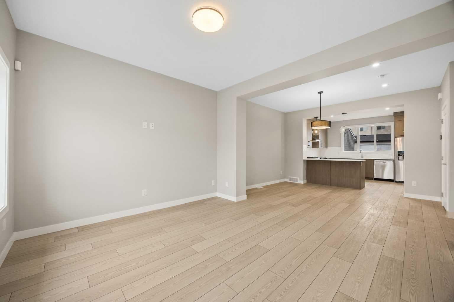 536 Chelsea Gardens — photo 5