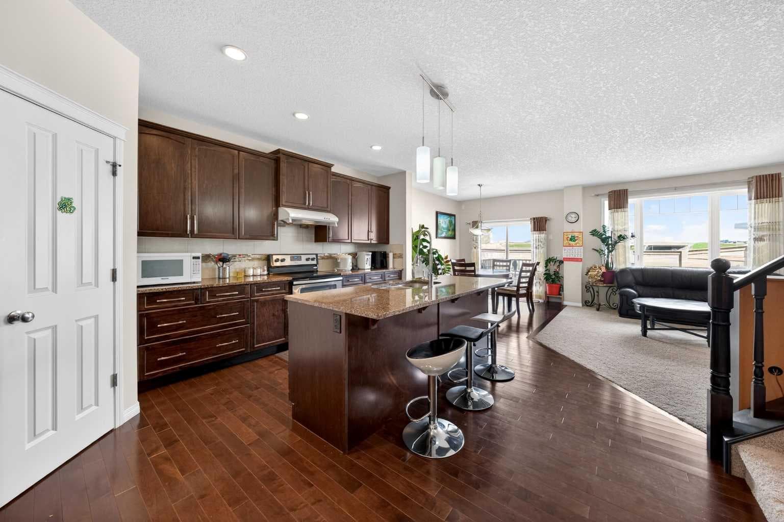 277 Panton Way NW — photo 2