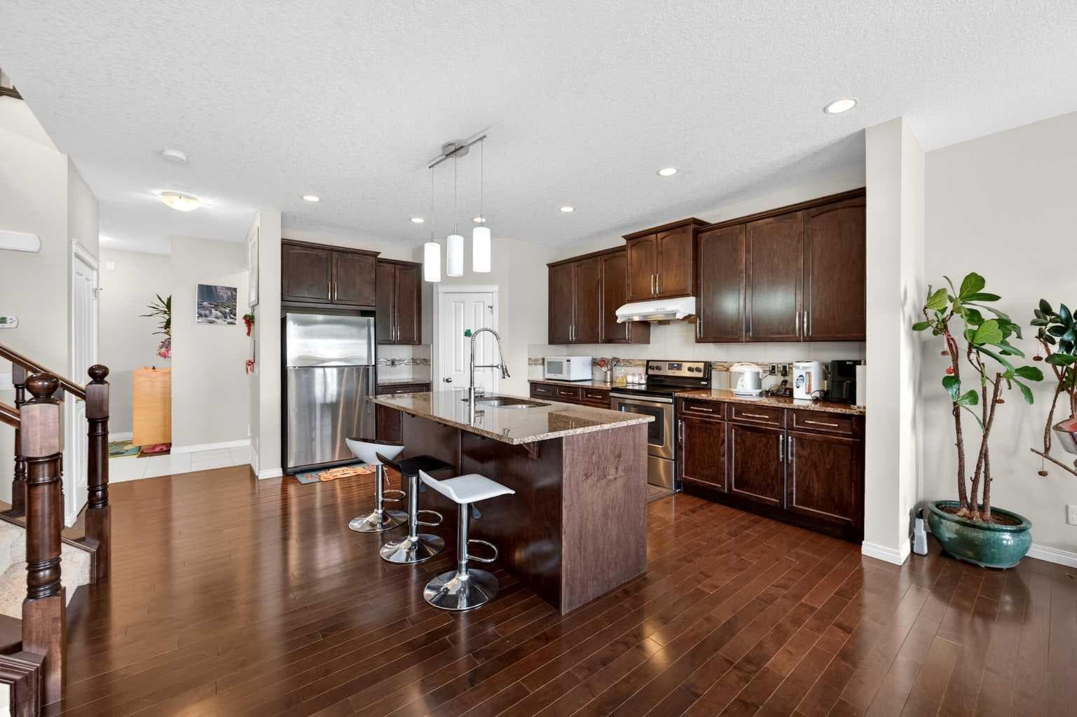 277 Panton Way NW — photo 4