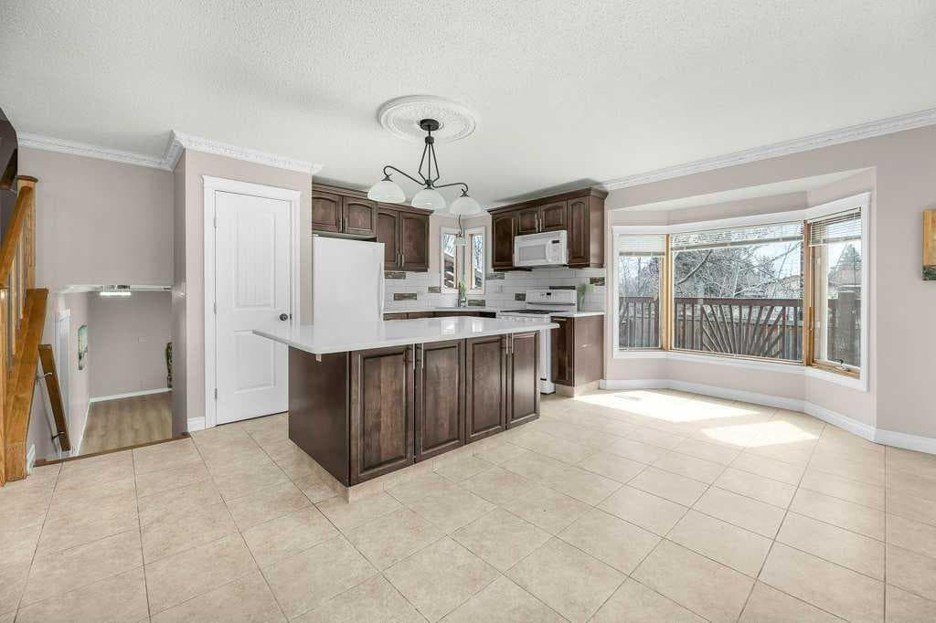 65 Wiltshire Boulevard — photo 3