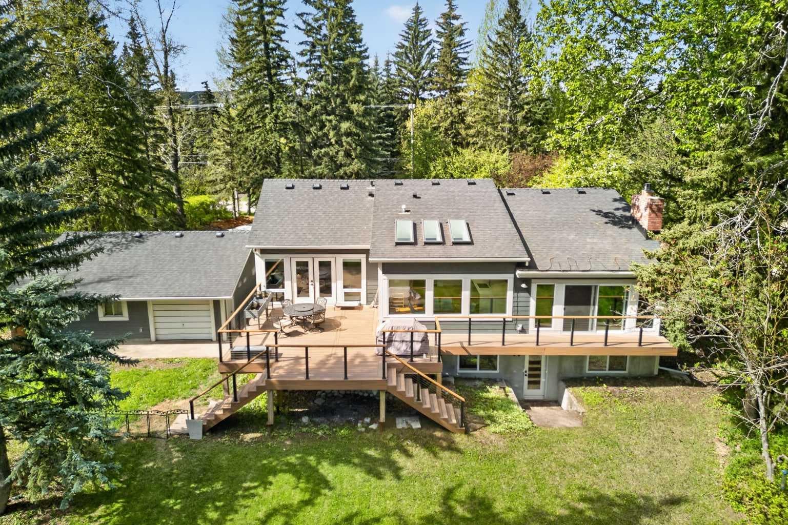 7136 Bow Crescent NW — photo 4