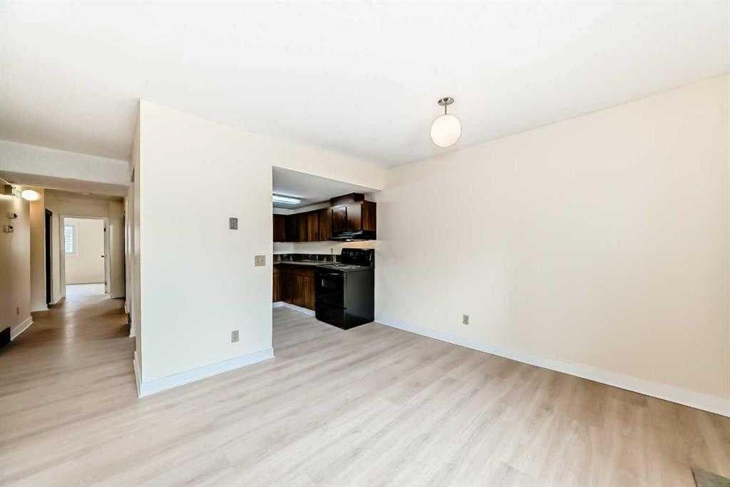 702, 1540 29 Street NW — photo 3