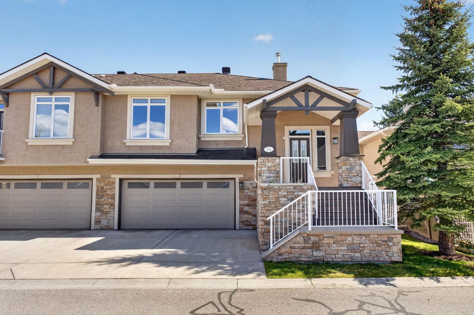 14 Discovery Woods Villas SW — photo 1