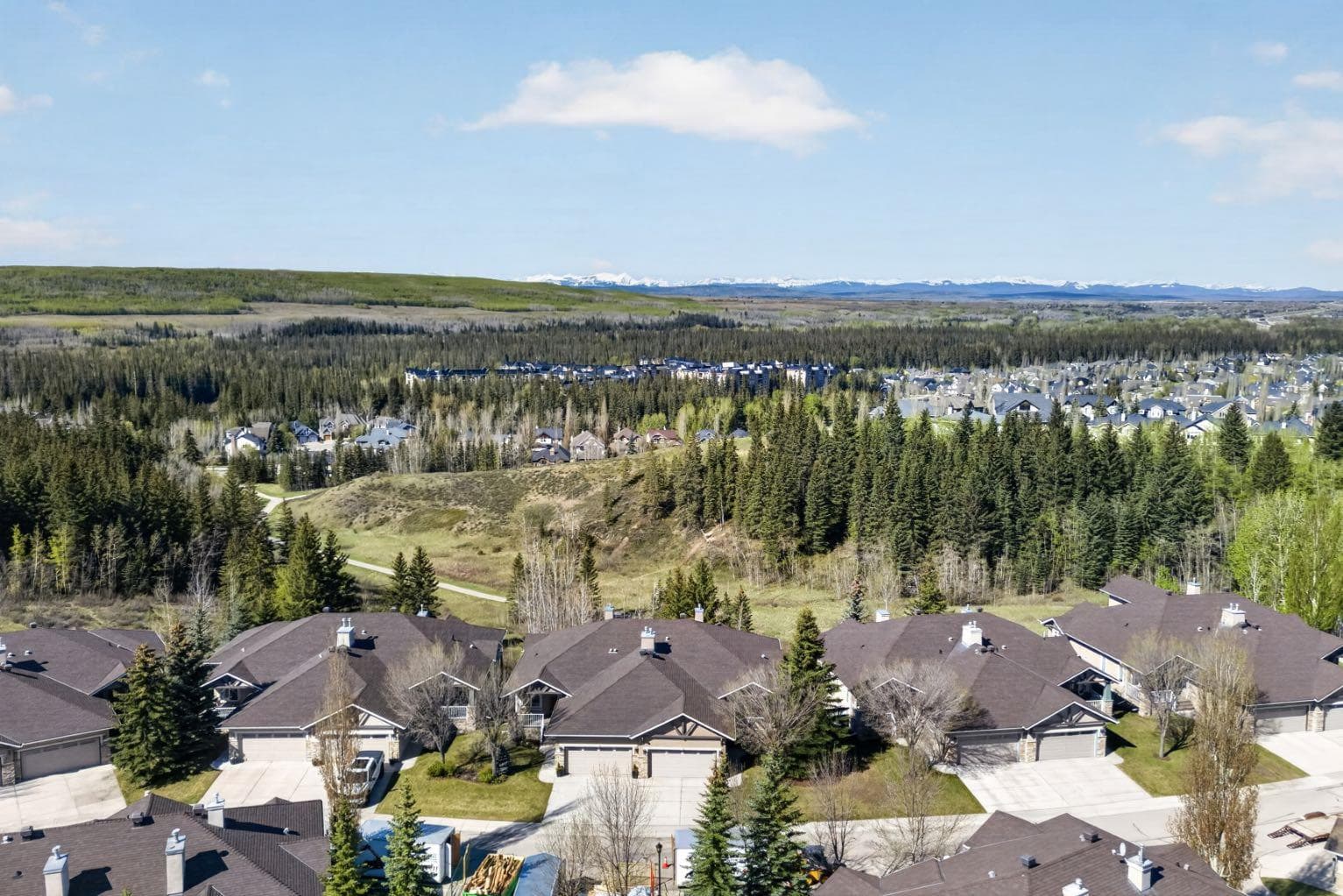 14 Discovery Woods Villas SW — photo 5