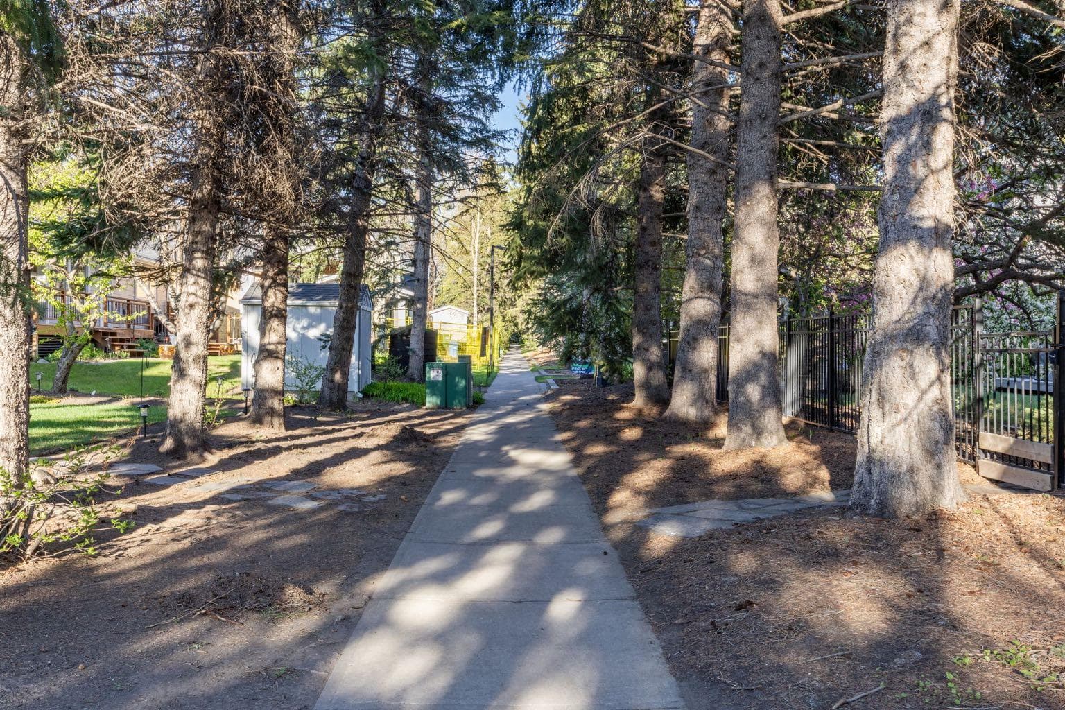26 Varsplain Place NW — photo 5