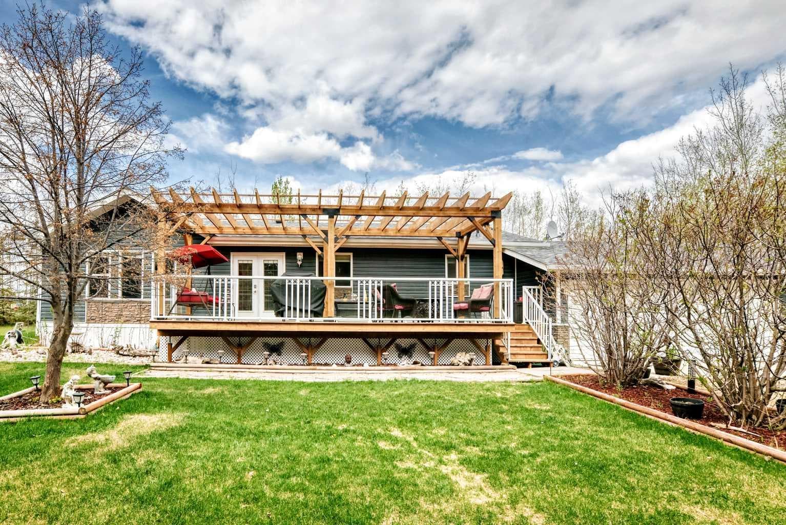 1 Ridge Drive — photo 1