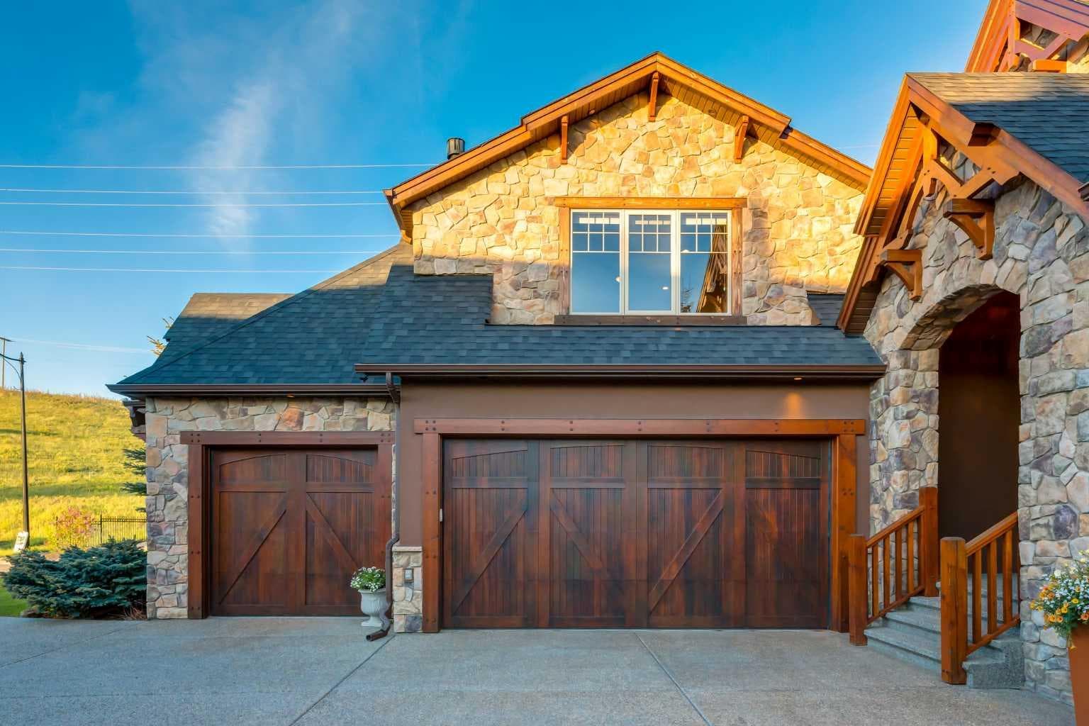 250 CRESTRIDGE Place SW — photo 5