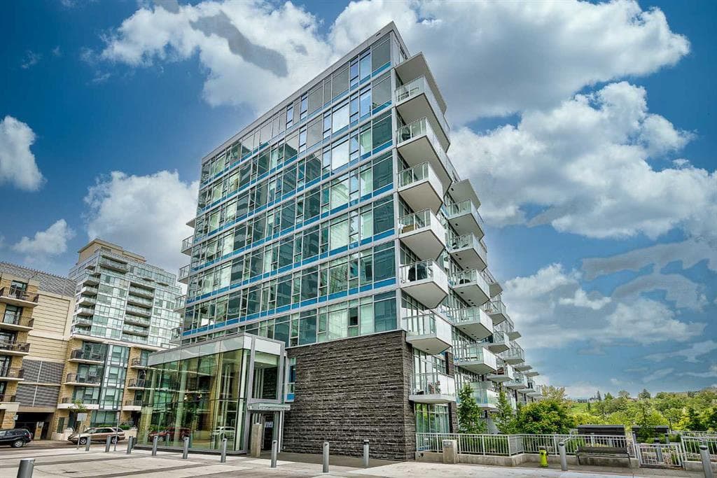 501, 138 Waterfront Court SW — photo 1
