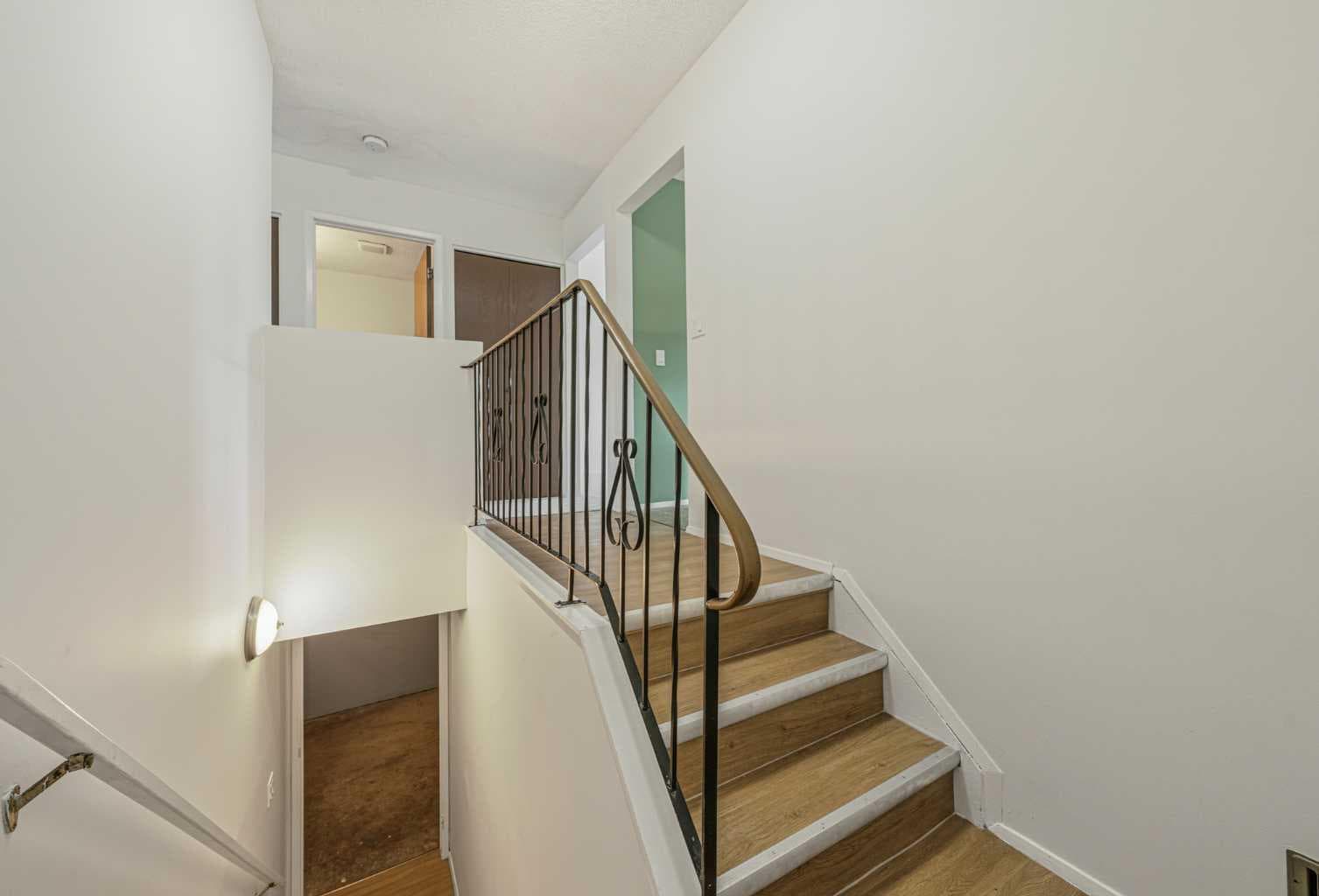 2164 Summerfield Boulevard SE — photo 2
